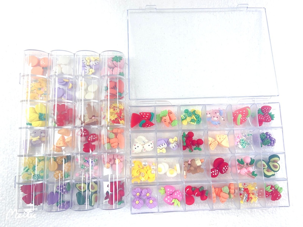 [PTUD090] Set para decoracion kawai en organizador por 24 divisiones