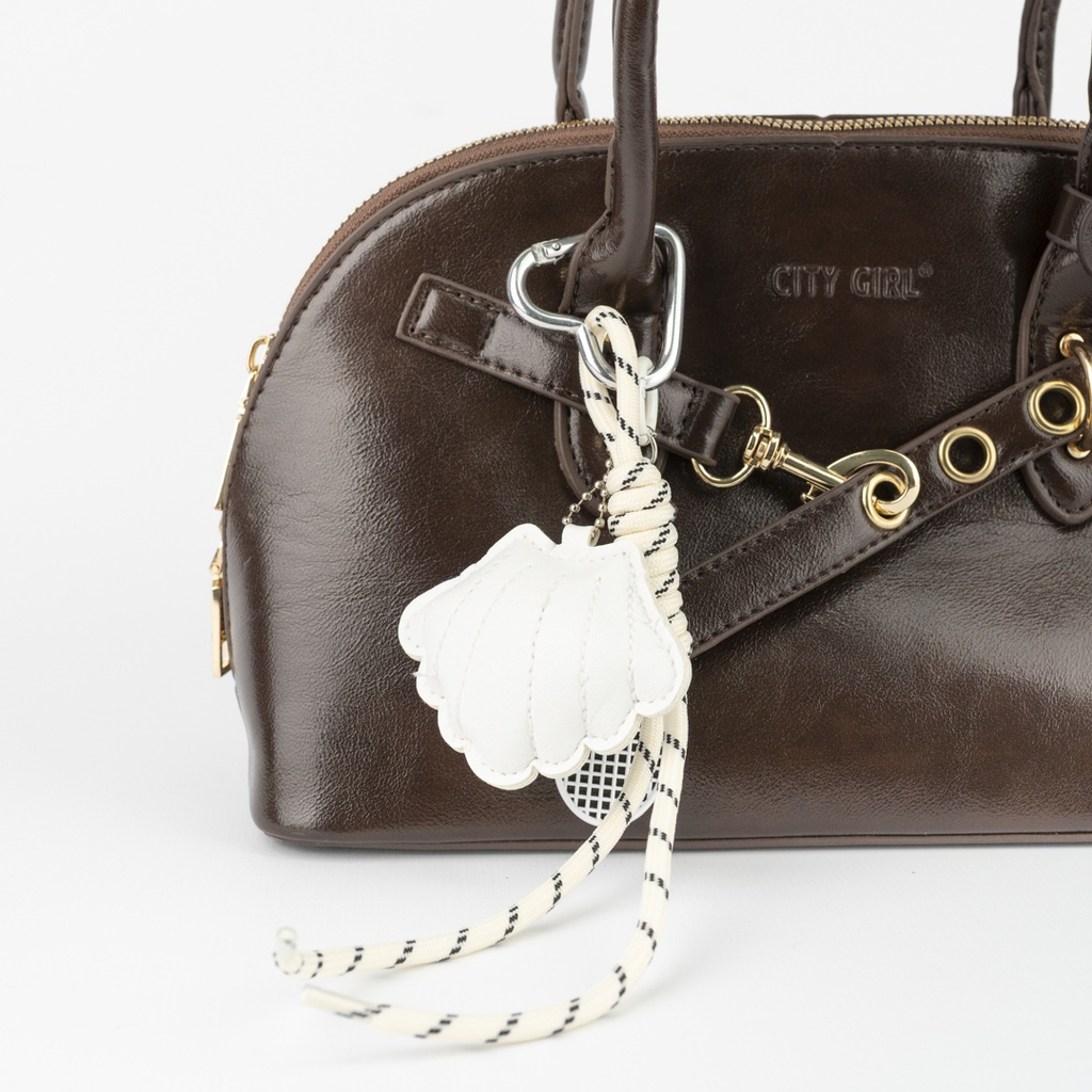 LLAVERO CHARM CARACOL CITY GIRL