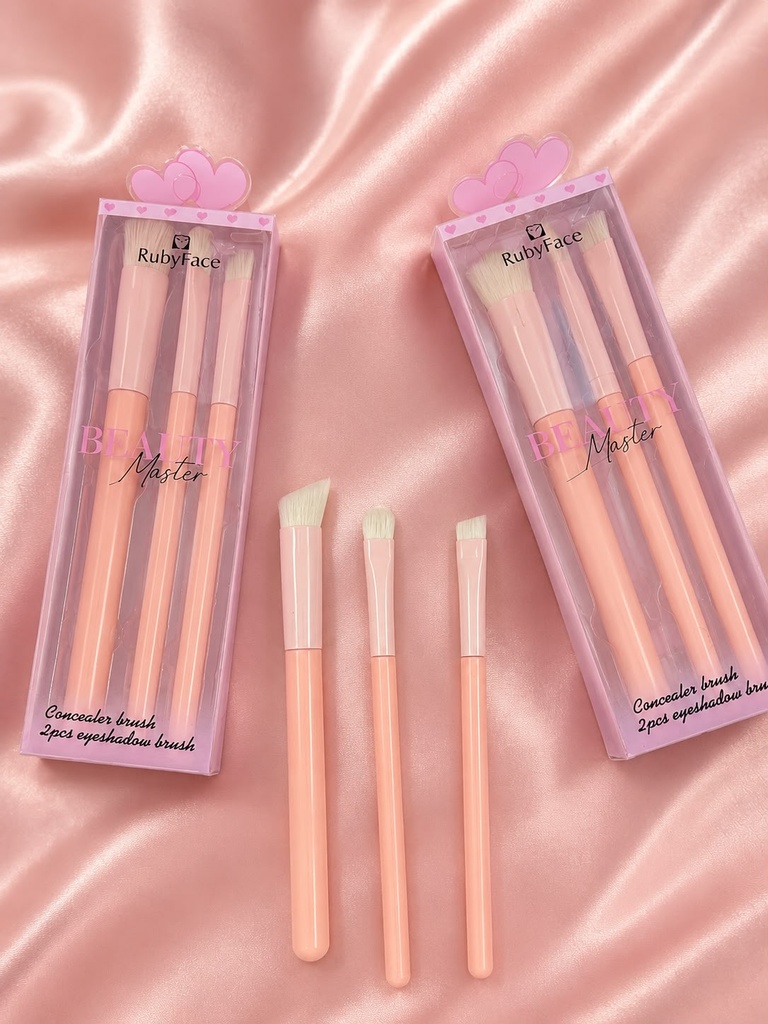 SET BROCHA MAKE UP RUBY FACE X3PCS.